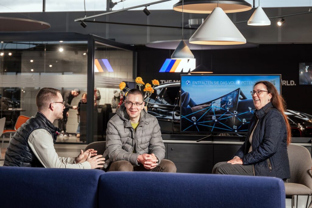 Kundenberatung in der Lounge